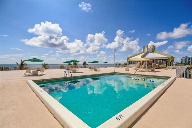 Foto del edificio - 101 Briny Ave