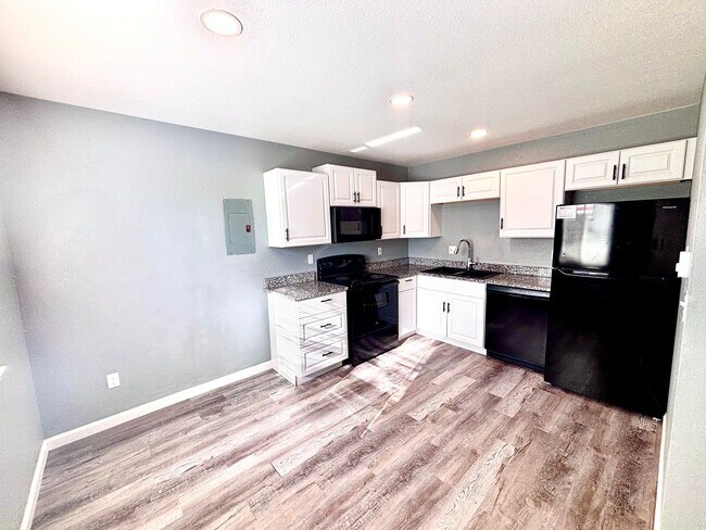 Foto del edificio - Loomis Ave (4450)