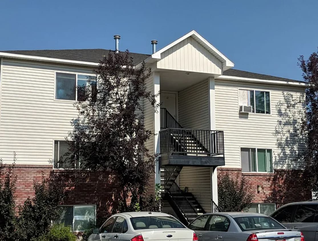 Primary Photo - 2 Bed 1 Bath Apartment at Delmar Condominiums