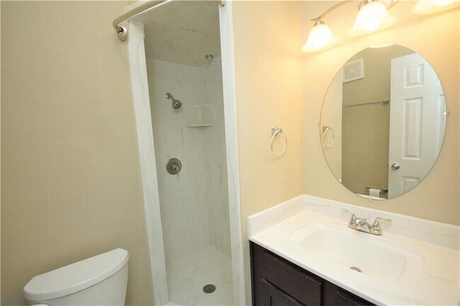 Foto del edificio - 3205 Speedway