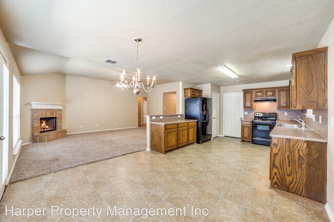 Foto del edificio - 4 br, 2 bath House - 3915 Impatiens View