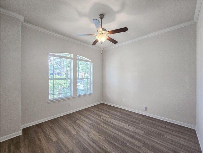 Building Photo - 13108 Hymeadow Cir