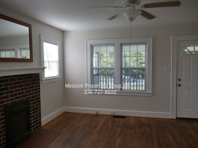 Building Photo - Ardmore Road!