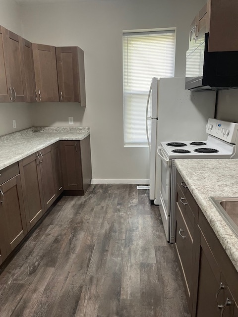 Building Photo - 4426B Holly Ave