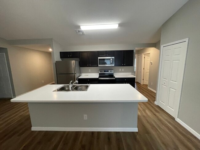 Building Photo - 1612 Eagle St