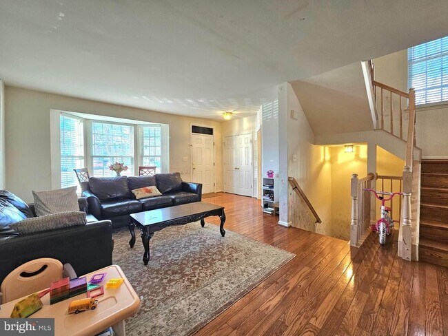 Foto del edificio - 7427 Ardglass Ct