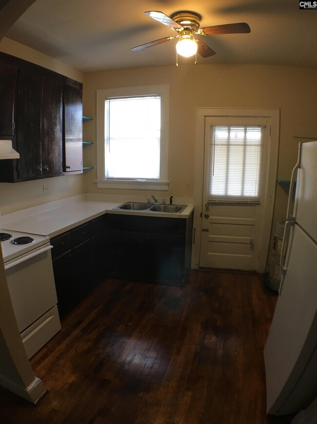 Building Photo - 3433 Blossom St