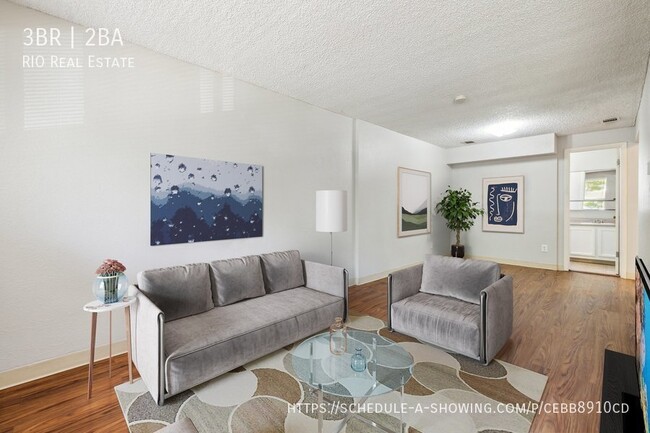 Foto del edificio - 2110 N Williams St