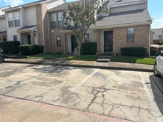 Foto del edificio - 3635 Garden Brook Dr