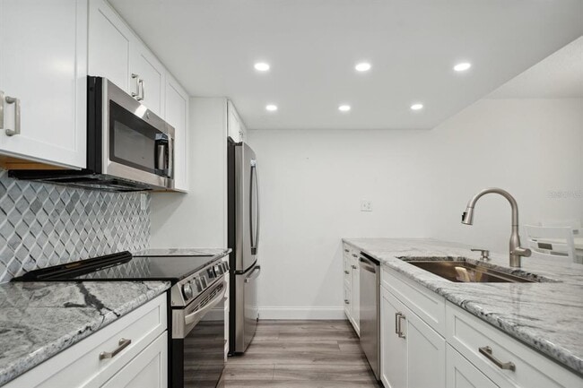 Building Photo - 450 S Gulfview Blvd