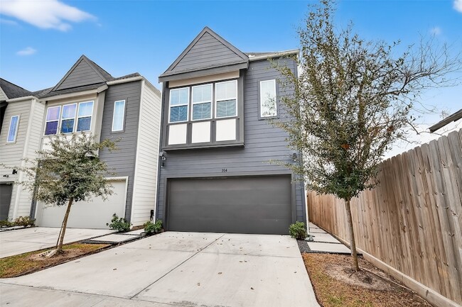 Building Photo - 314 Neyland St