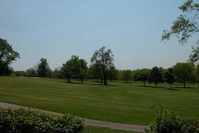 Foto del edificio - 6201 Lisbon Ave