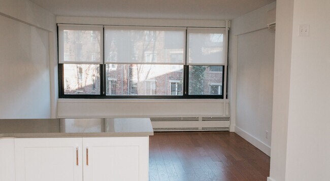 Building Photo - 199 Winthrop Rd