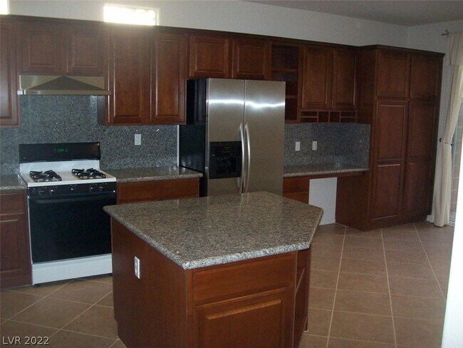Foto del edificio - 2214 Cast Pebble Dr