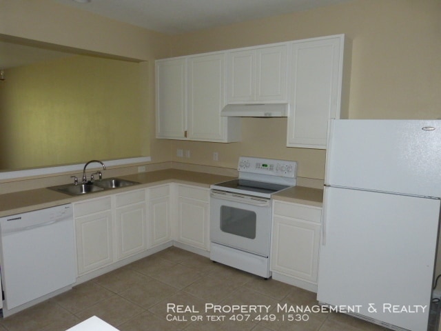 Building Photo - 5048 Hawkstone Dr