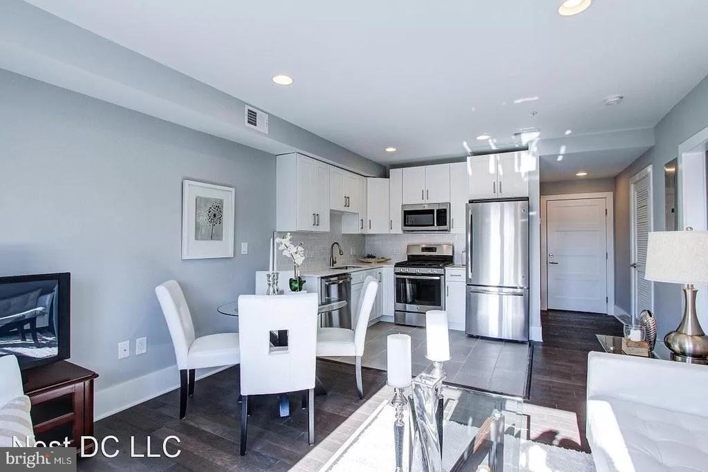 Foto principal - 1827 Benning Rd NE