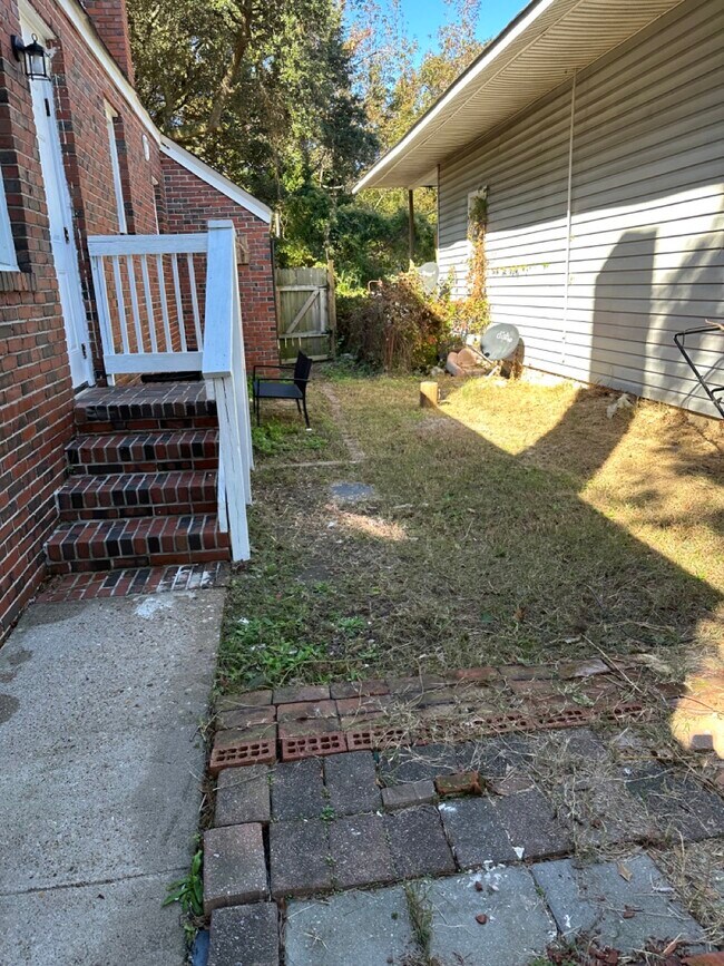 Foto del edificio - 9619 10th Bay St