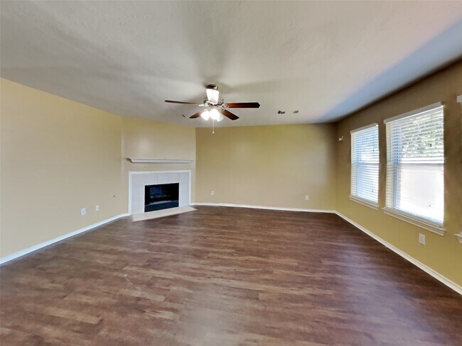 Foto del edificio - 149 Bristol Bend Ln