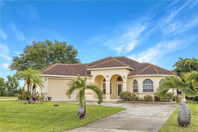 Foto del edificio - 1329 SW 8th Pl