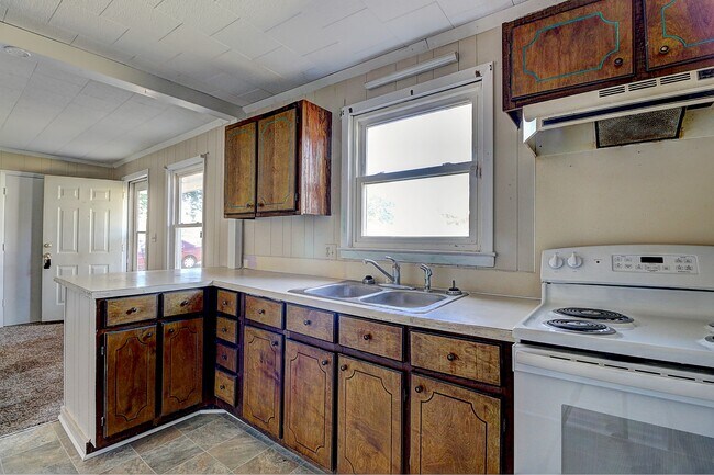 Building Photo - 217 Waco Rd