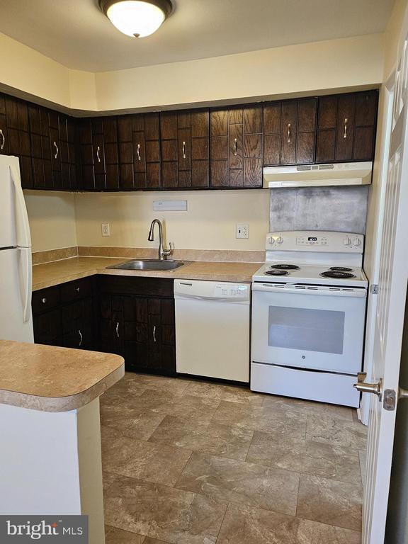 Foto principal - 207 Walnut Hill Rd