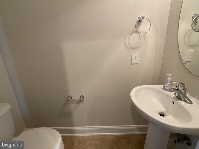 Foto del edificio - 9603 Stockwell Ln