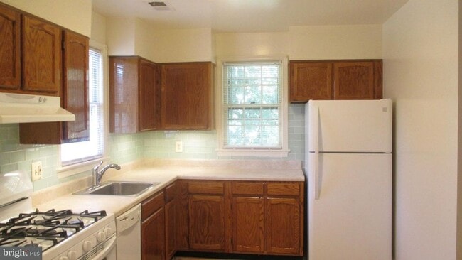 Kitchen #2 - 6 Sunset Dr