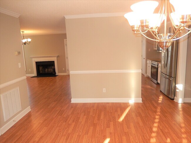 Building Photo - 1215 Delham Rd
