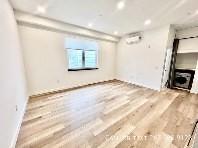 Foto del edificio - Gorgeous unit with W/D! Schedule your tour...