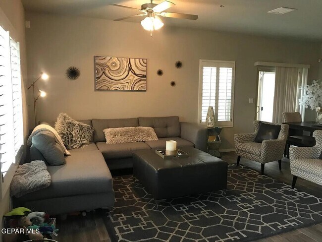 Foto del edificio - 6747 Boulder Canyon Ln