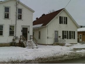 Building Photo - 923 Doty St