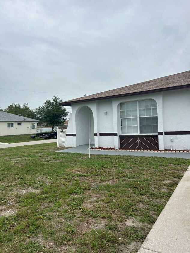 Foto principal - Welcome Home! Spacious 3-Bedroom, 2-Bathro...
