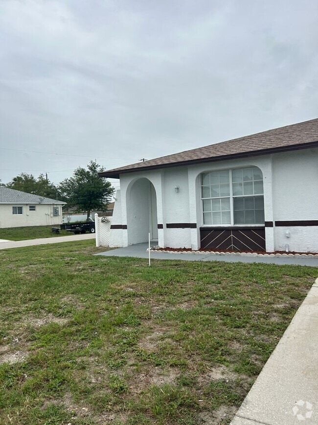Building Photo - 1011 Andalusia Blvd