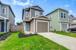 Building Photo - 21555 Carosella Dr