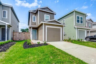 Building Photo - 21555 Carosella Dr