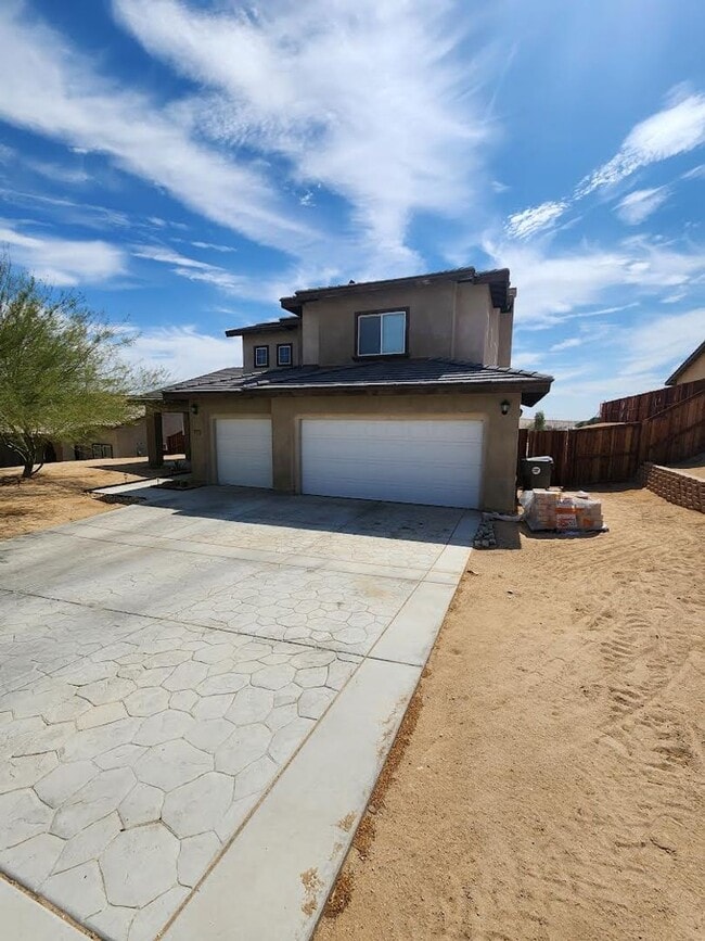 Building Photo - 5617 Marine Ave