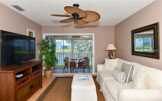 Building Photo - 909 Sandpiper Cir