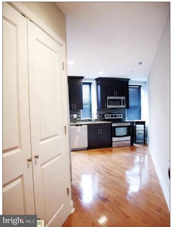 Foto del edificio - 1250 Ridge Ave