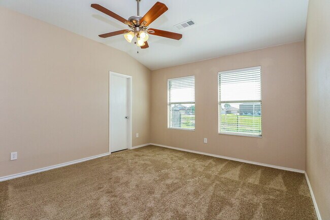 Foto del edificio - 7307 Fossil Creek Dr