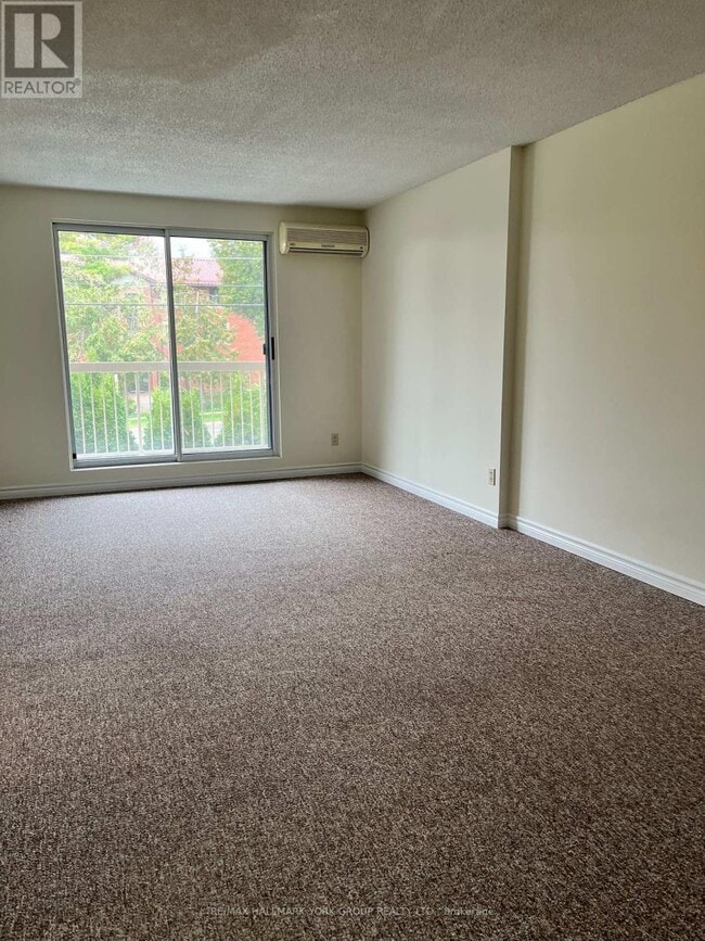 Building Photo - 131-131 Edgehill Dr