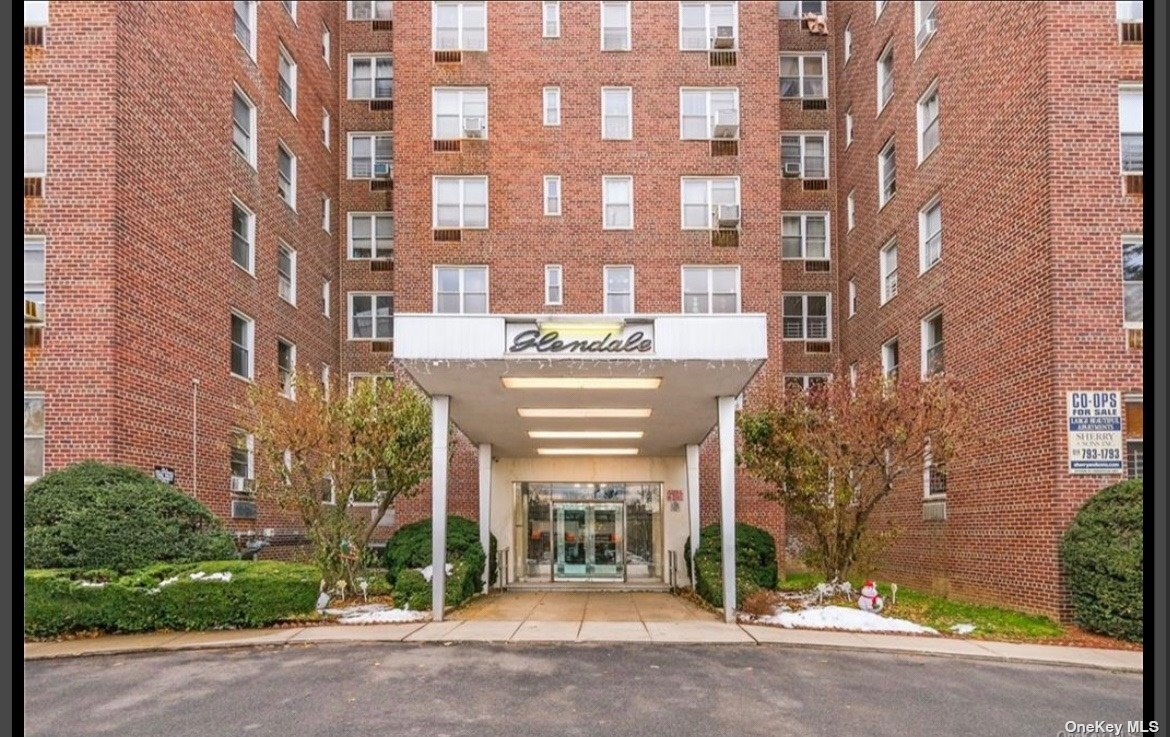 Foto principal - 125 Bronx River Rd