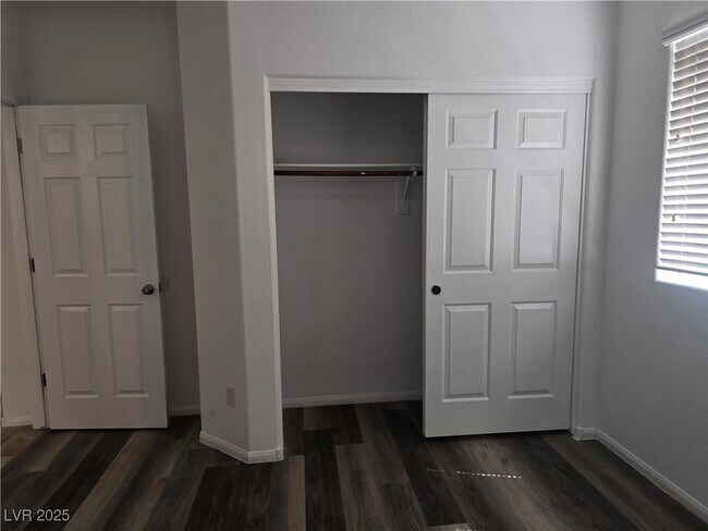 Foto del edificio - 6640 April Bend Ct