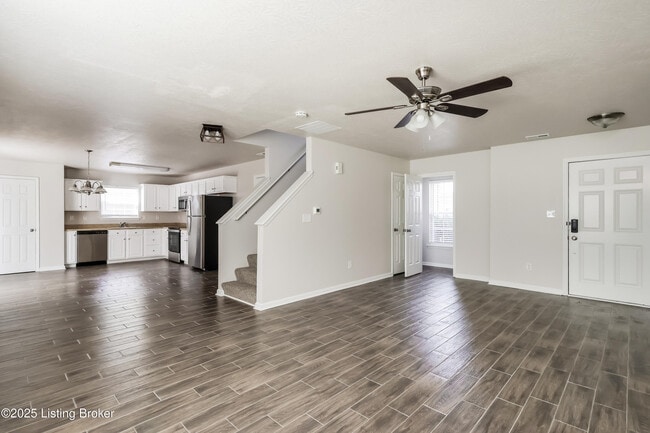 Foto del edificio - 9710 Evanwood Ct