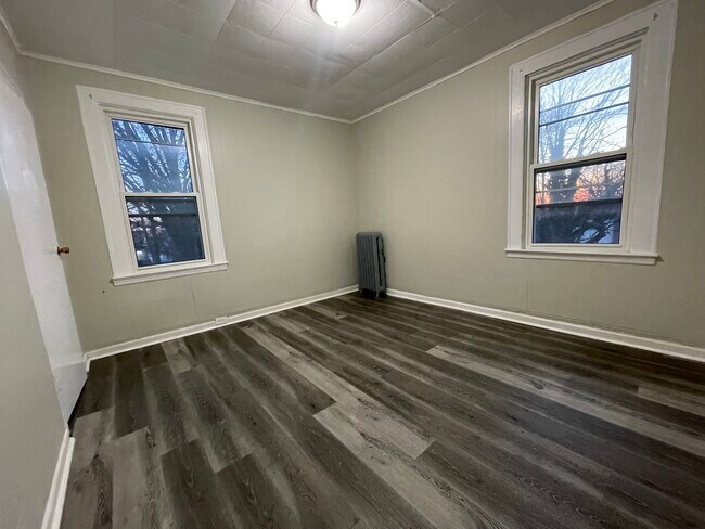Building Photo - 117 Berkshire Pl