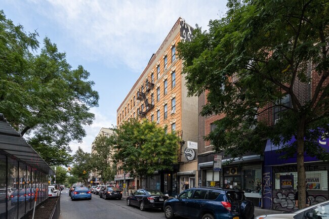 Foto del edificio - 179-183 Havemeyer St