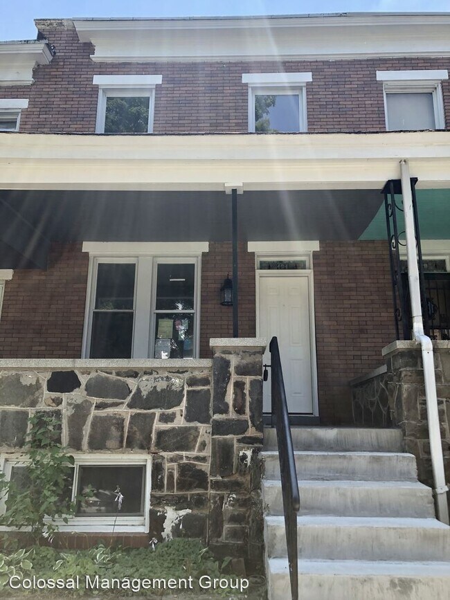 Building Photo - 4 br, 2.5 bath House - 121 N Monastery Ave