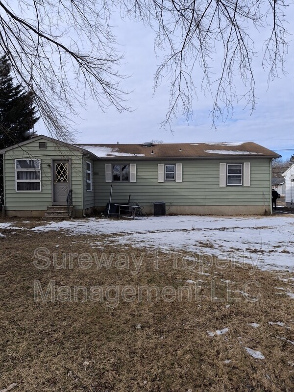 Building Photo - 486 Mercer St