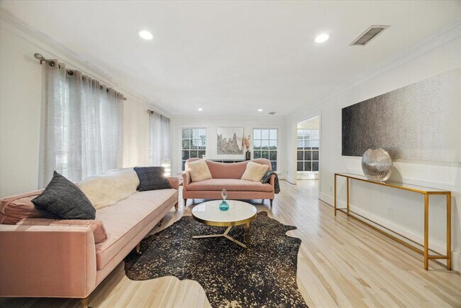 Foto del edificio - 6420 Buffalo Speedway