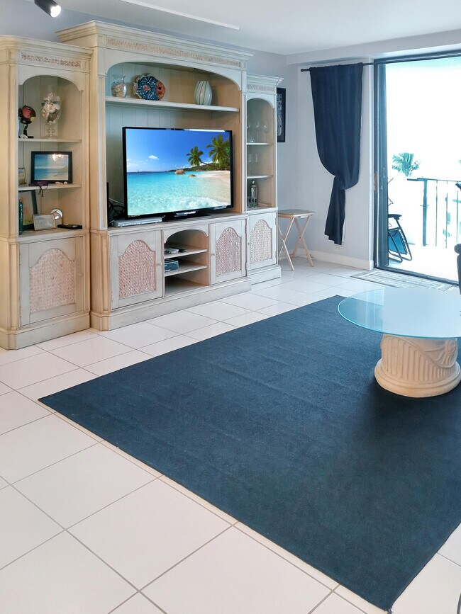 Foto del edificio - 1200 Marine Way