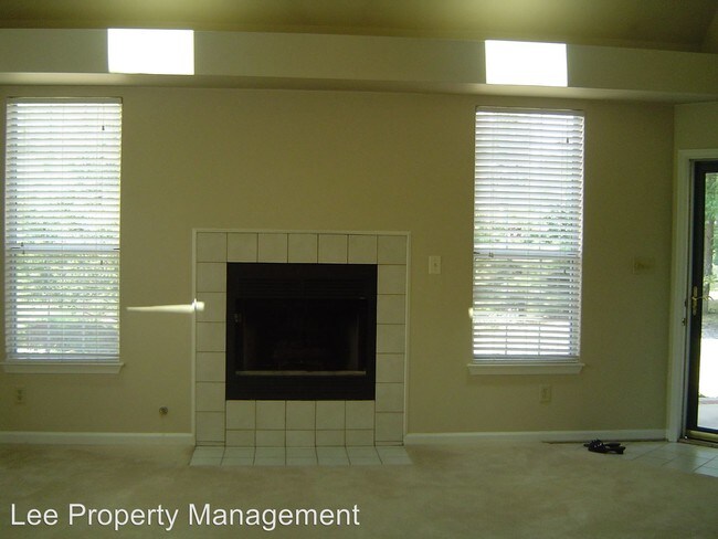 Building Photo - 118 Tui Pl